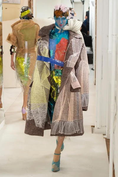 Look 26